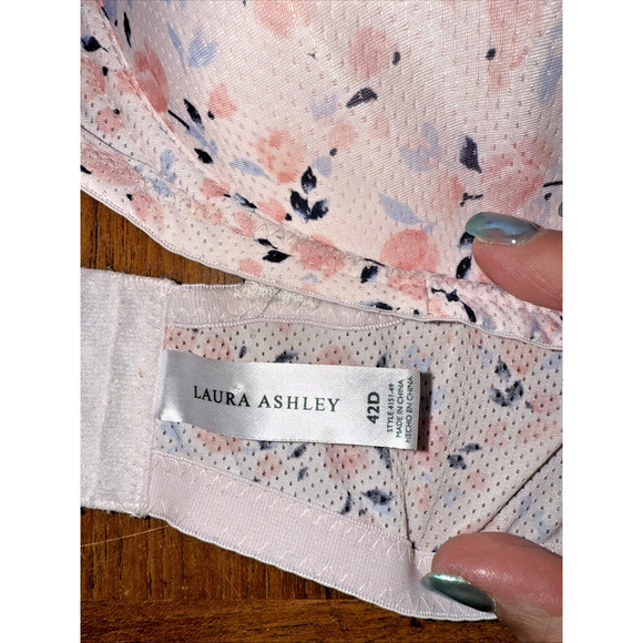 Laura Ashley Underwire Padded Floral Full Coverage Bra Size 42D Pink Romantic - Picture 6 of 10